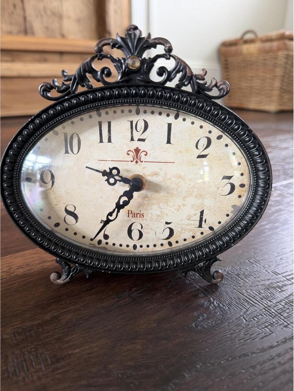 Home Decor | Vintage Paris Style Oval Table Clock – Distressed | 1127